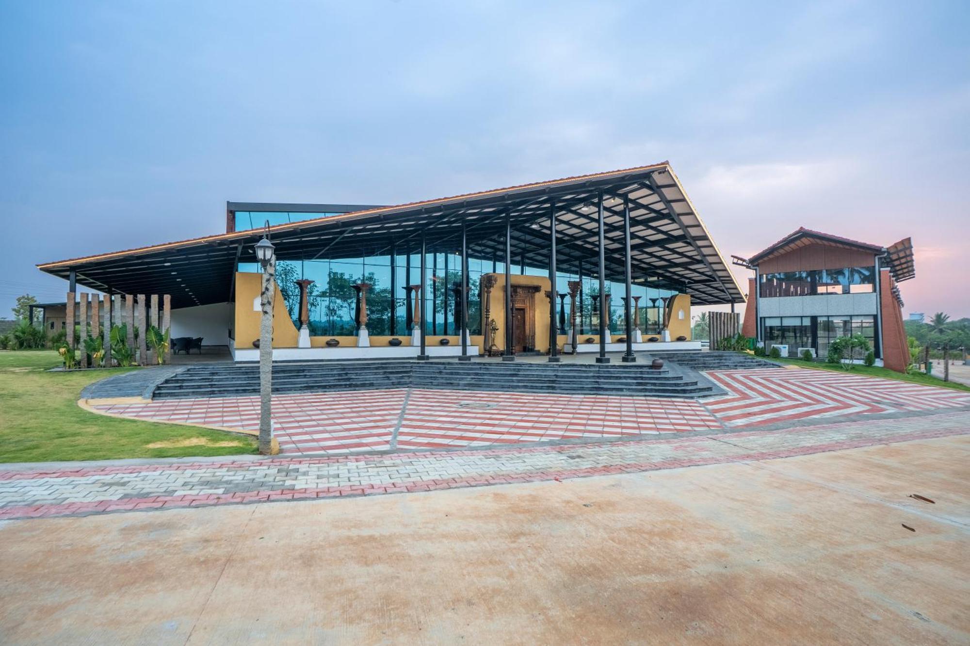Serene Resort Hyderabad Shamshabad Esterno foto