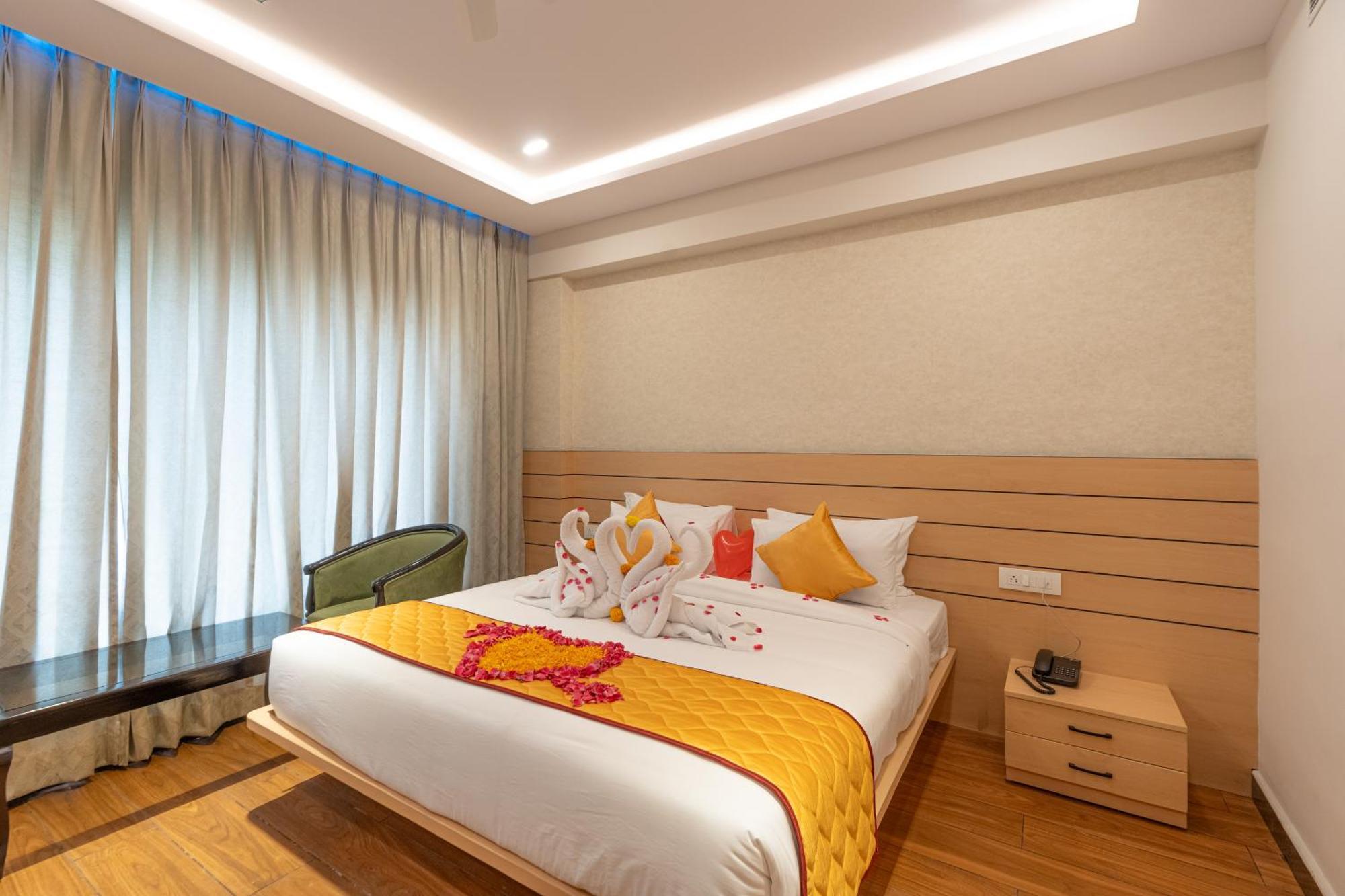 Serene Resort Hyderabad Shamshabad Esterno foto