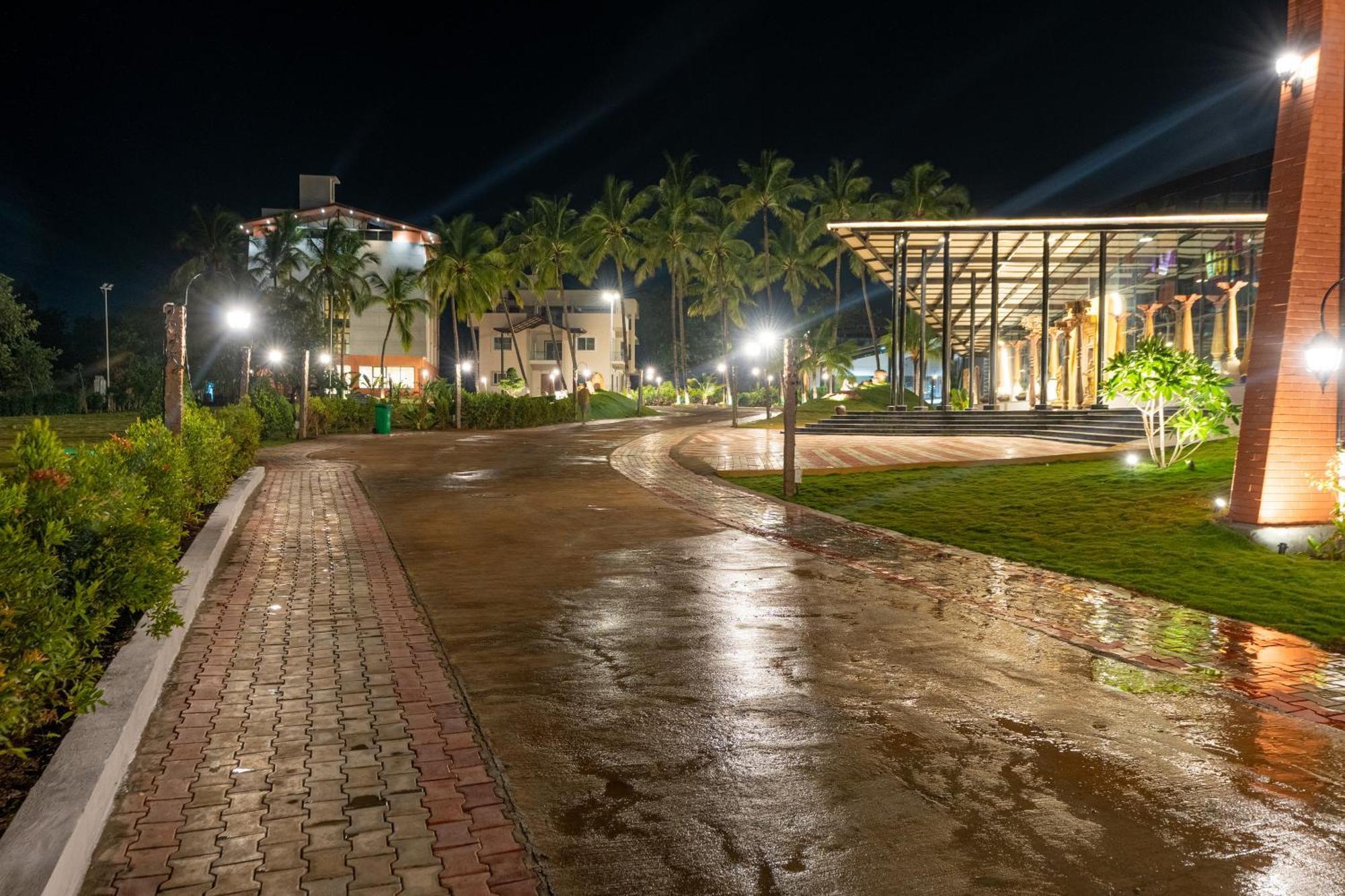 Serene Resort Hyderabad Shamshabad Esterno foto